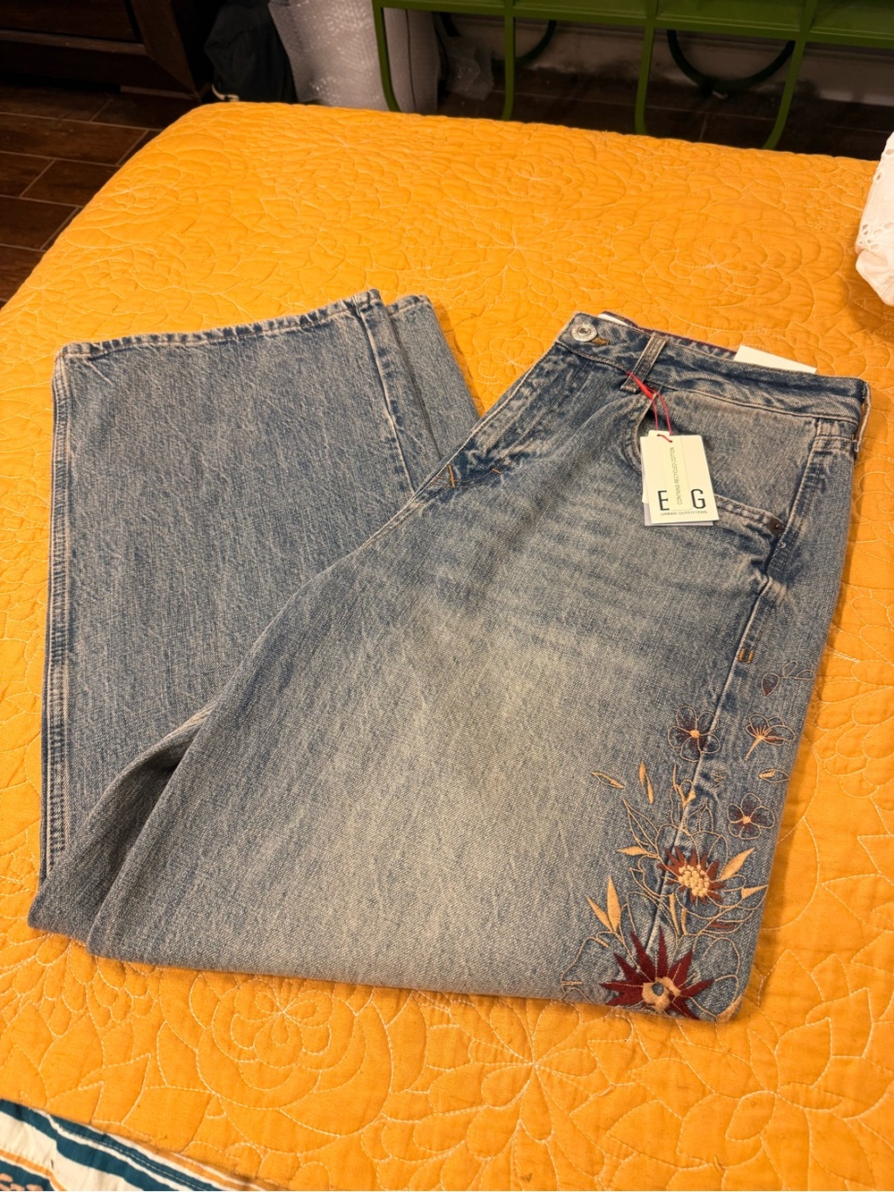BDG JAYA EMBROIDERED BAGGY BOYFRIEND JEANS - Picture 5 of 7